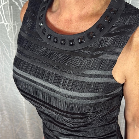 Vince Camuto Black Ruched Bodycon Midi Dress - Picture 3 of 9